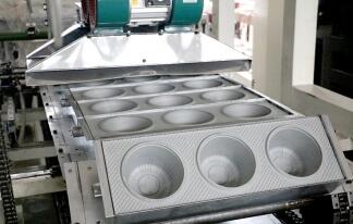 山東餐盒機(jī)哪家性價(jià)比高，真空成型機(jī)廠家推薦